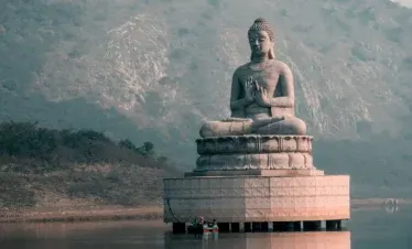 Buddhist Circuit: Sarnath & Bodh Gaya